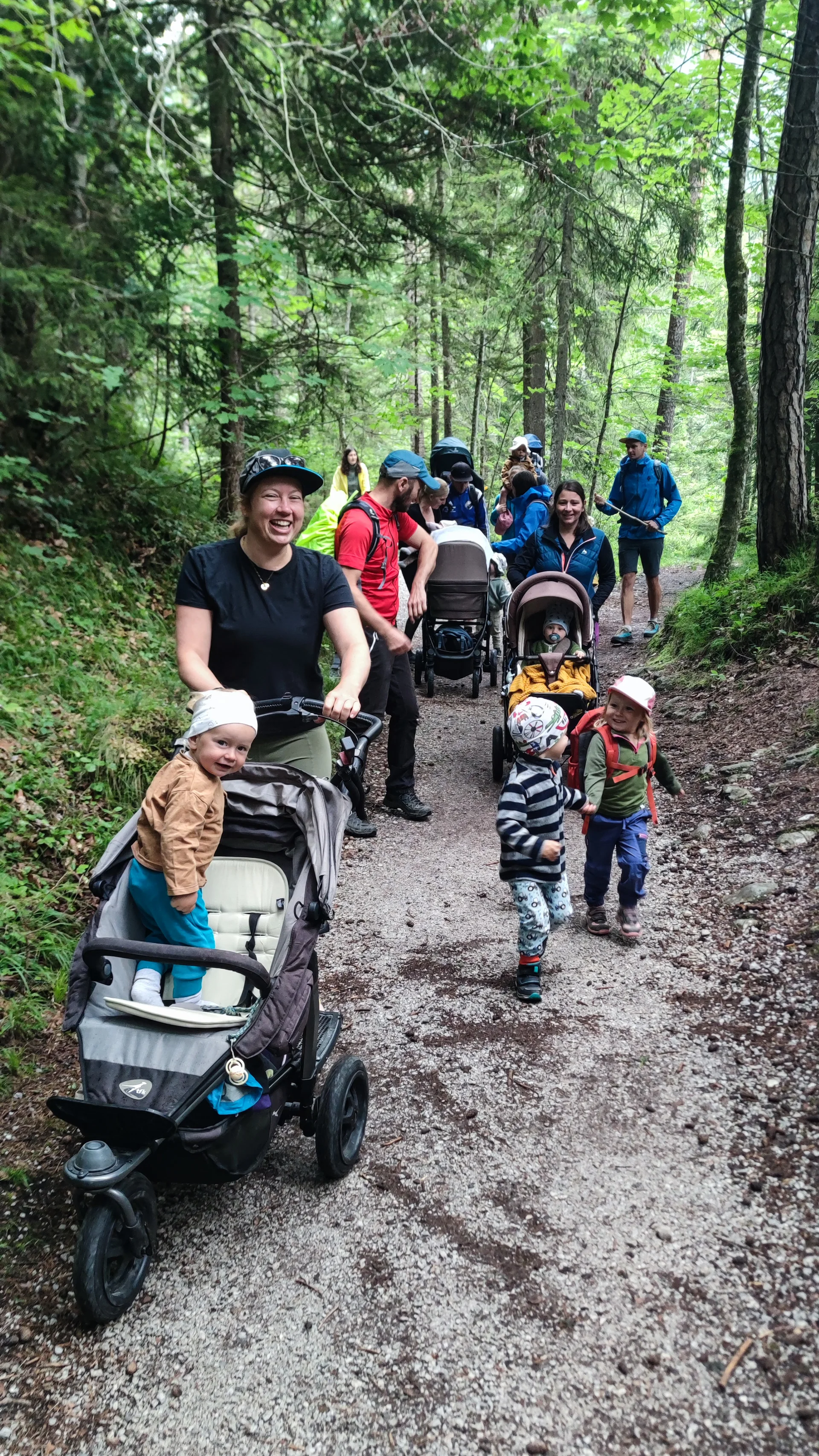 Wanderung Steinzeitweg Familiengruppe | © DAV Laufen