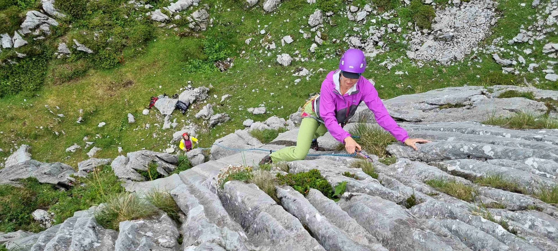 Kontrolle der Klettergärten auf der Laufener Hütte | © DAV Laufen