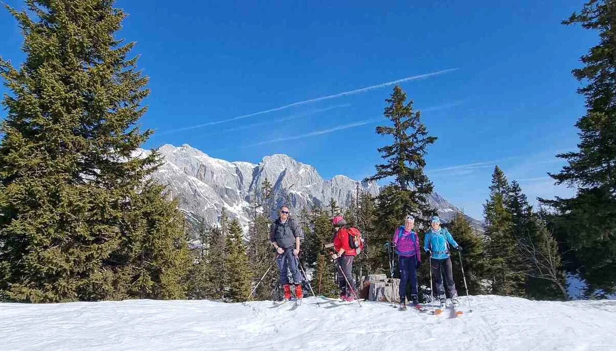 Skitour mit Öffis | © DAV Laufen
