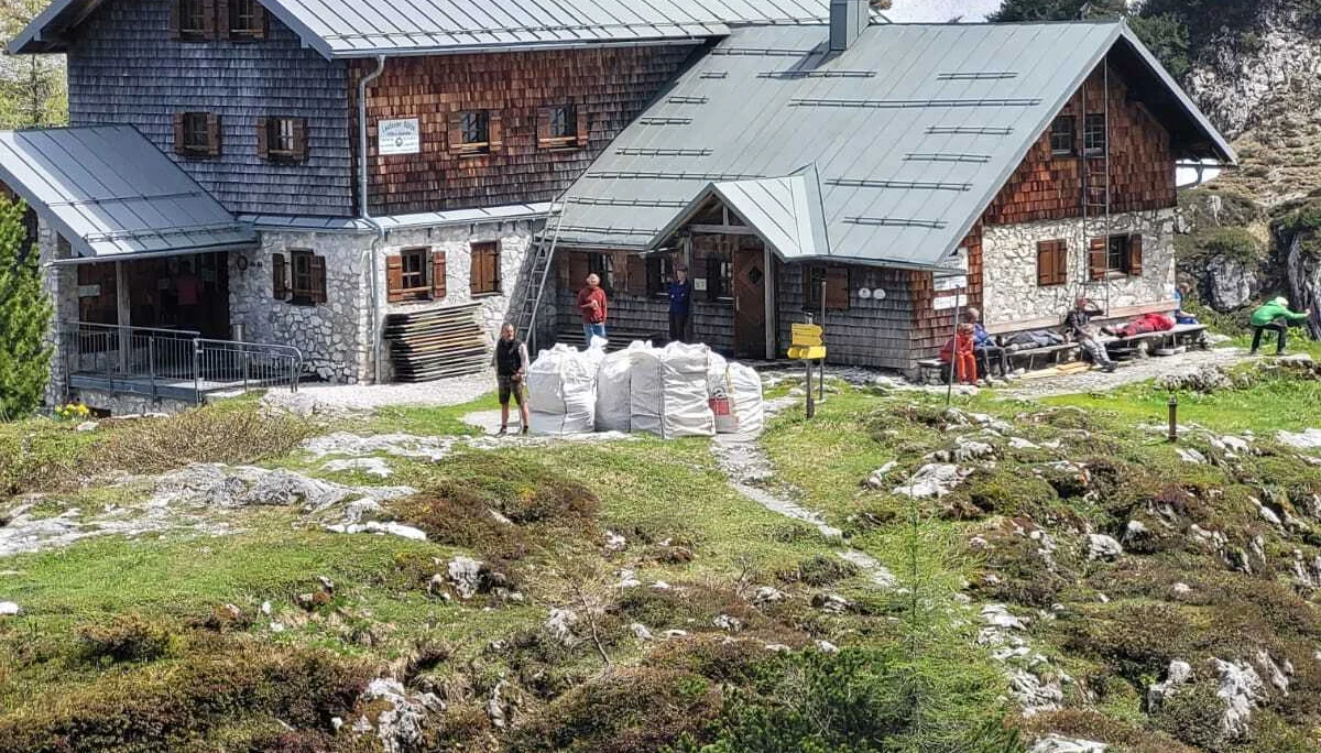 Hubschrauberversorgung  | © DAV Laufen