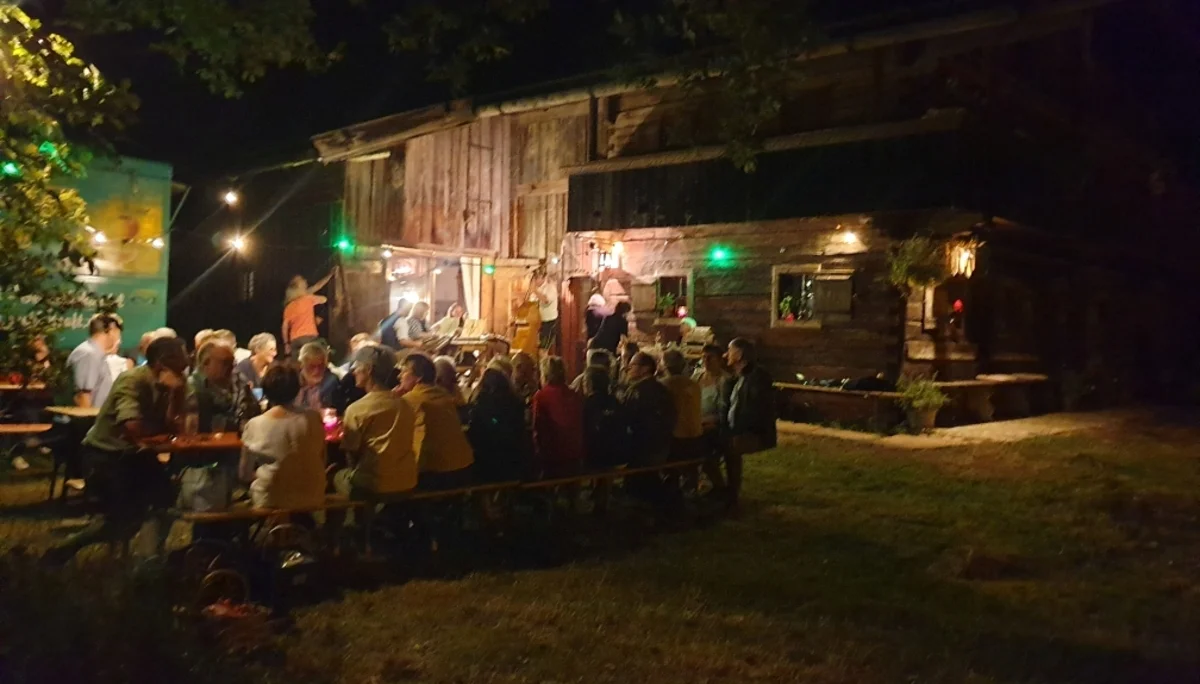 Geselliger Hoagart beim Poidai | © DAV Laufen