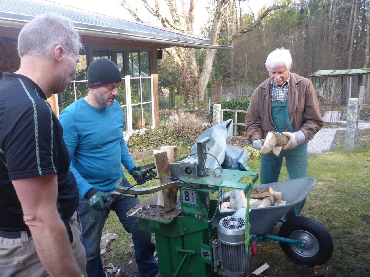 Holzmachen beim Toni in der Lebenau für die Laufener Hüttn | © DAV Laufen