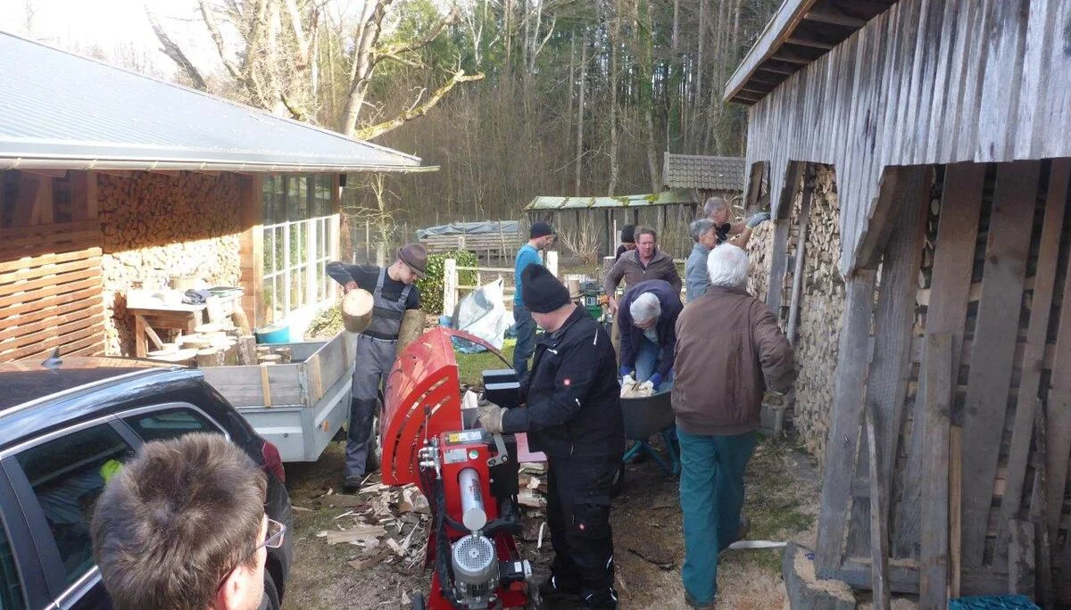 Holzmachen beim Toni in der Lebenau für die Laufener Hüttn | © DAV Laufen