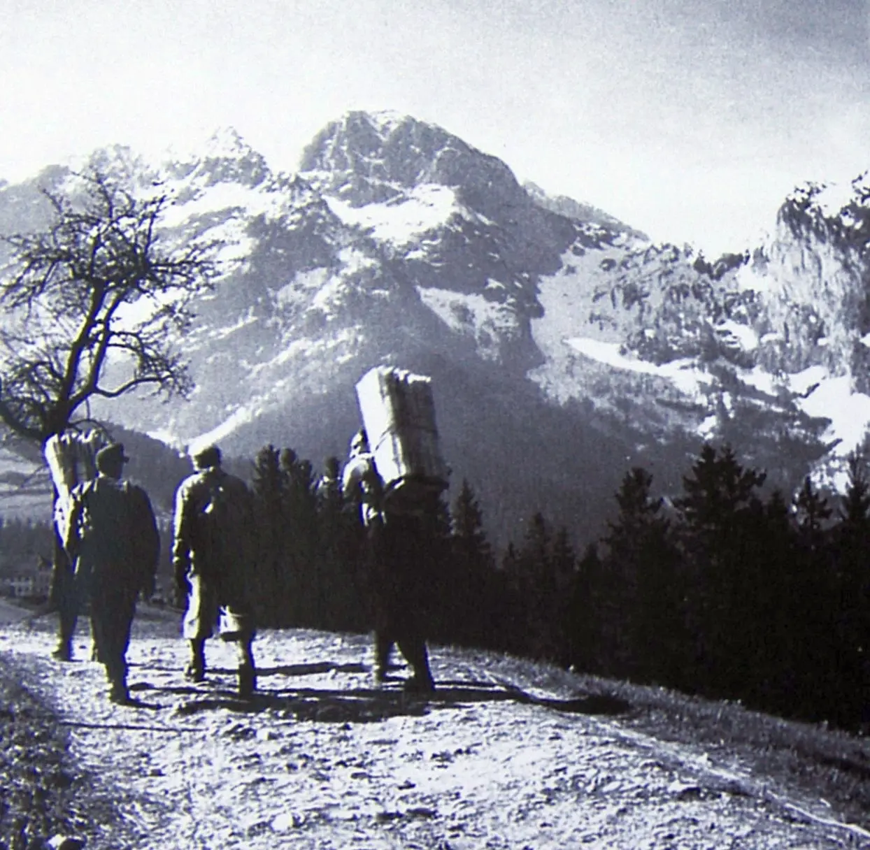 Aufstieg (angebl. 1916, Fotograf unbekannt), Quelle: Josef Bernauer | © Fotograf unbekannt), Quelle: Josef Bernauer